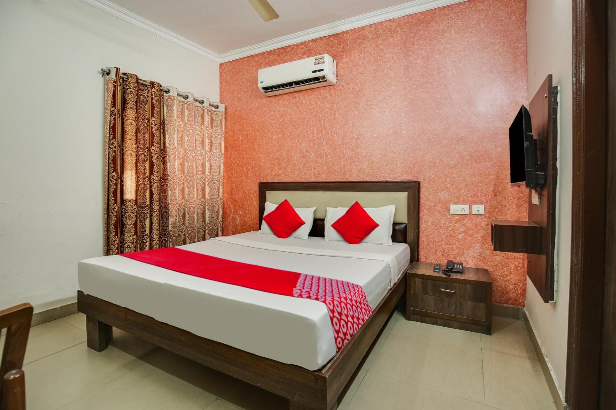 Hotel O Royal Mohali Luaran gambar