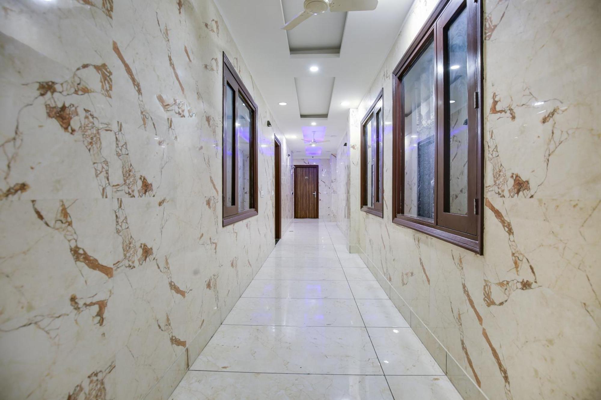 Hotel O Royal Mohali Luaran gambar