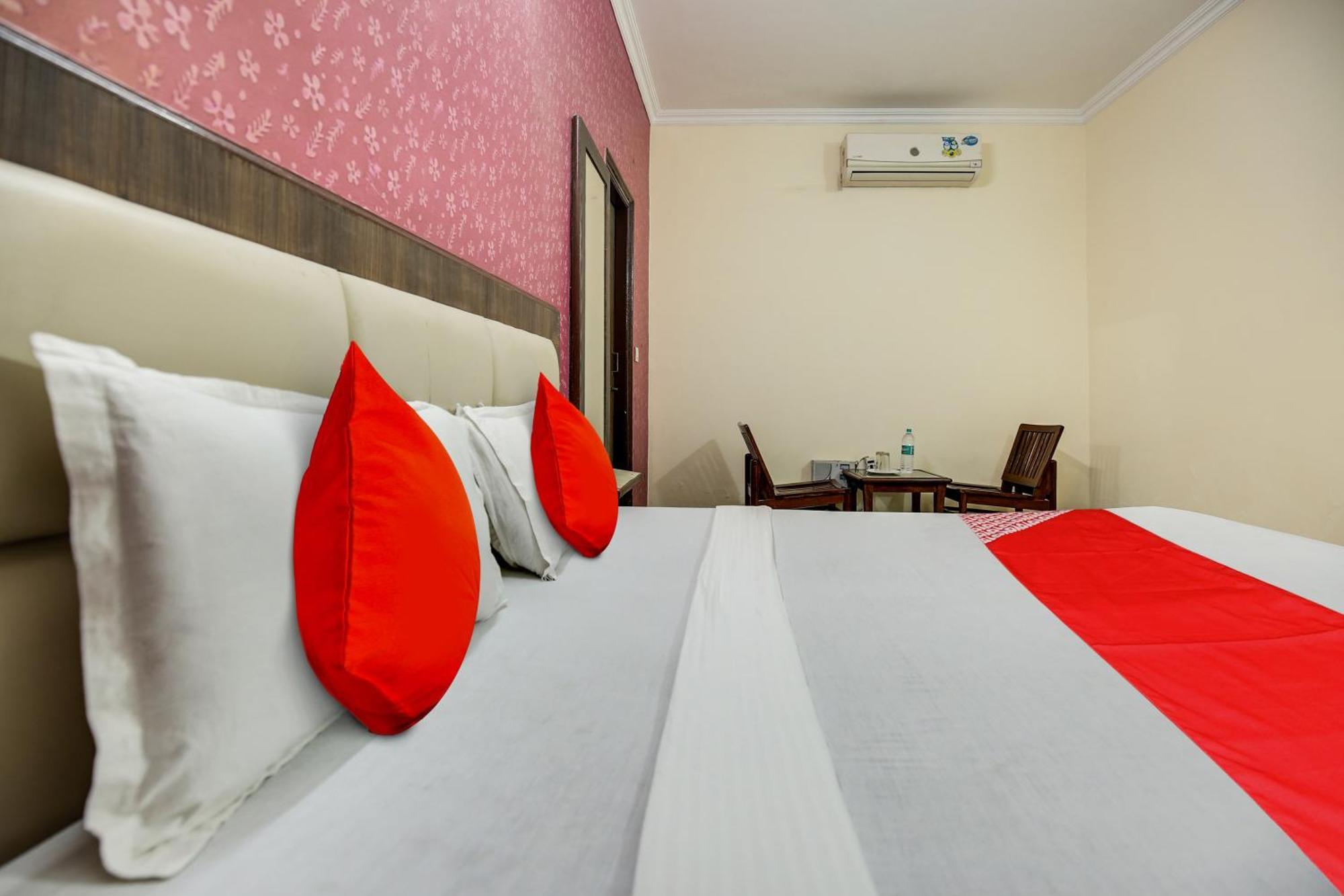 Hotel O Royal Mohali Luaran gambar