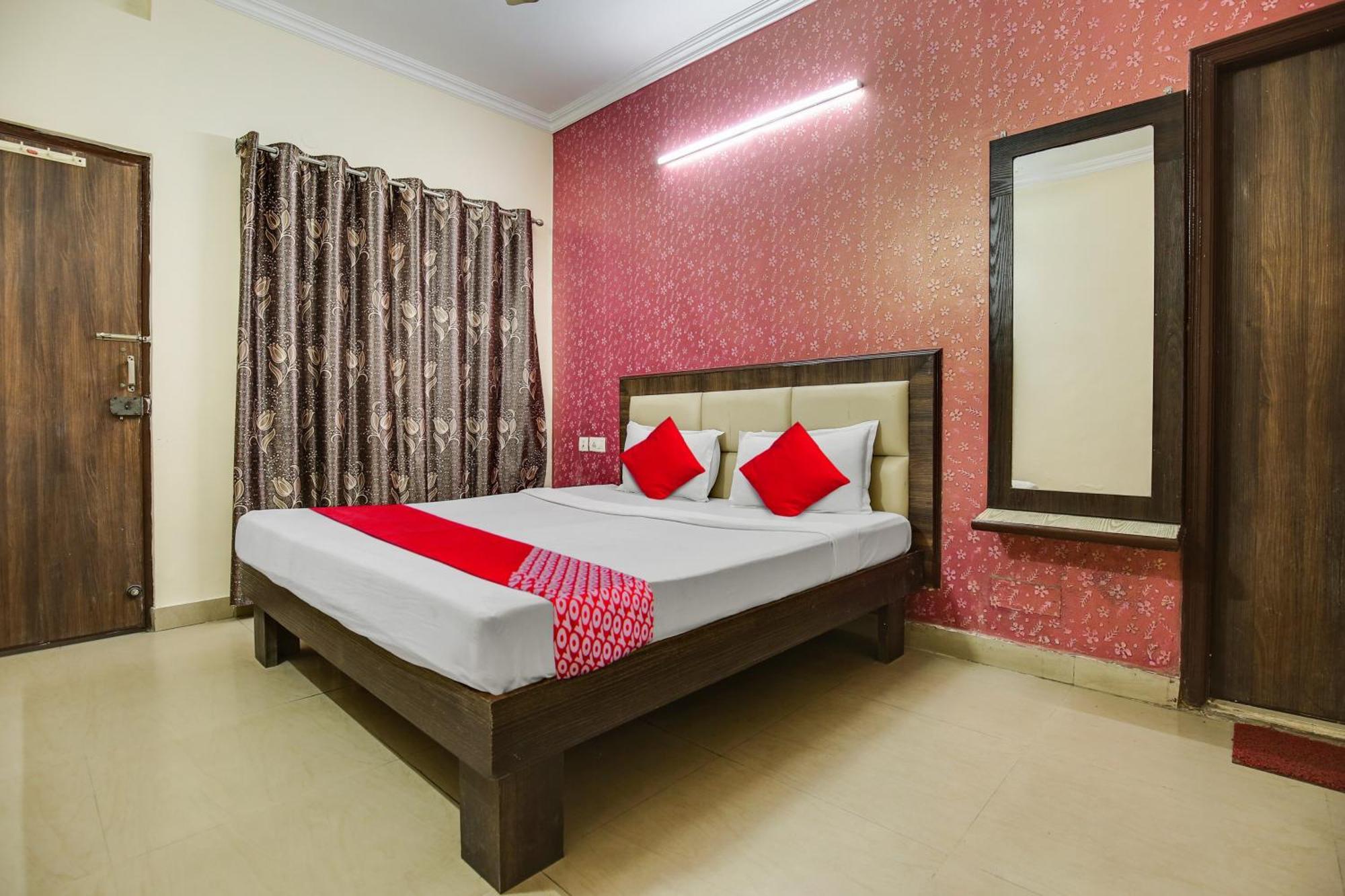 Hotel O Royal Mohali Luaran gambar