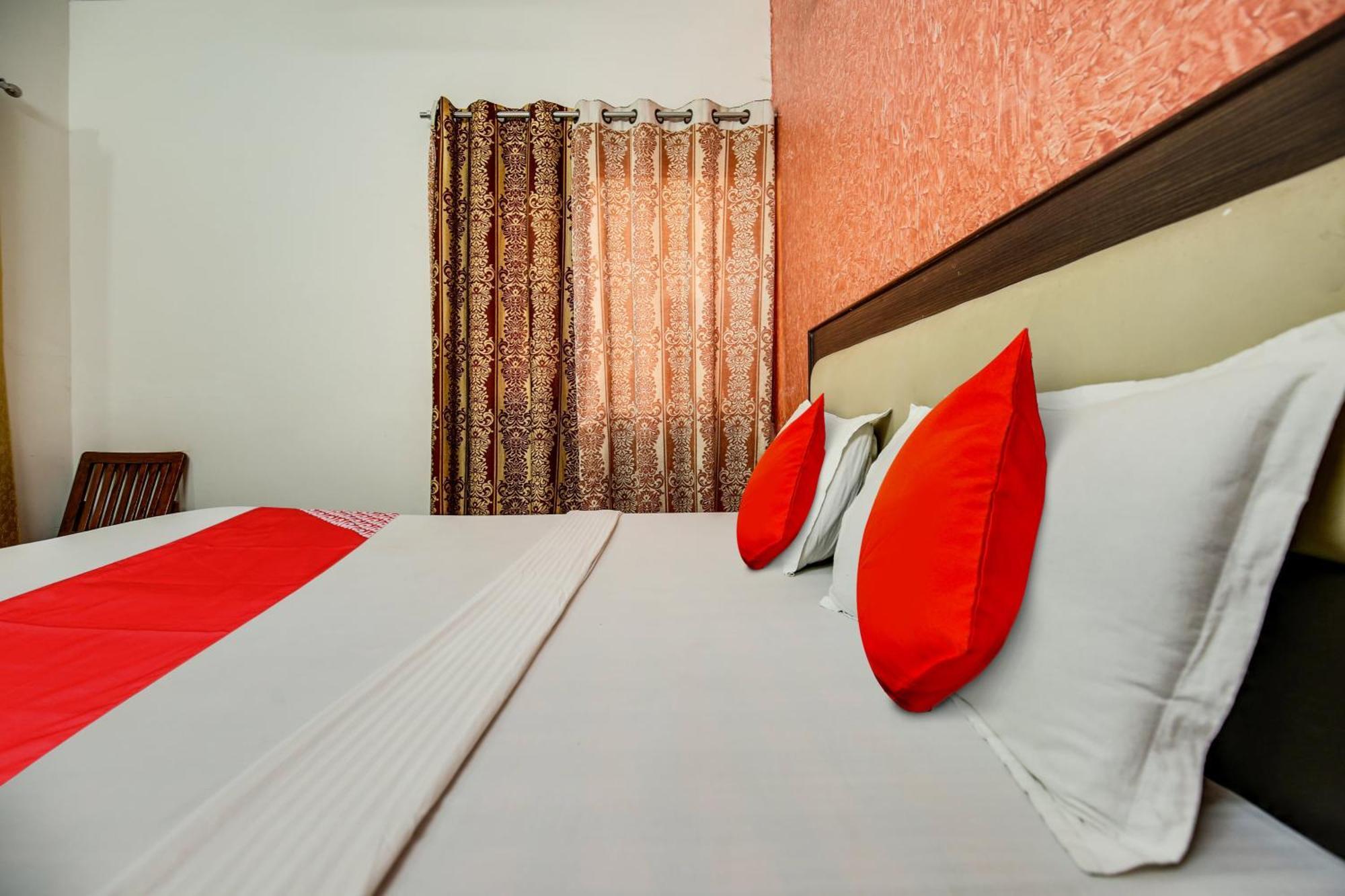 Hotel O Royal Mohali Luaran gambar