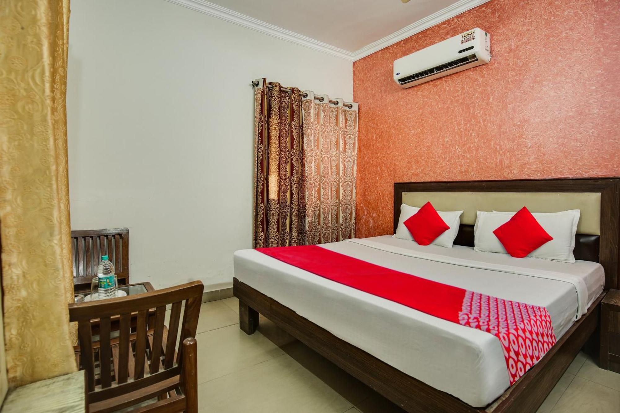 Hotel O Royal Mohali Luaran gambar